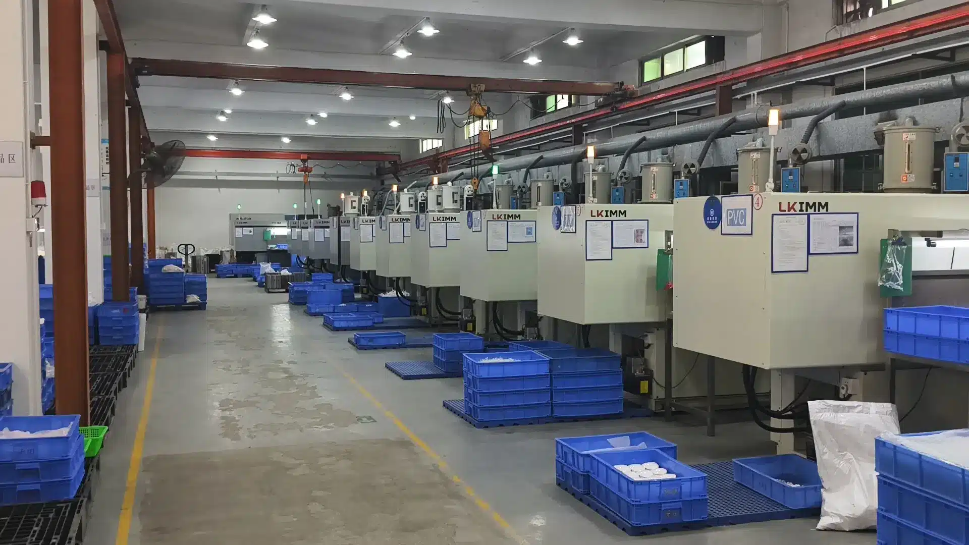 Automated PVC rotocasting machine for consistent vinyl toy production