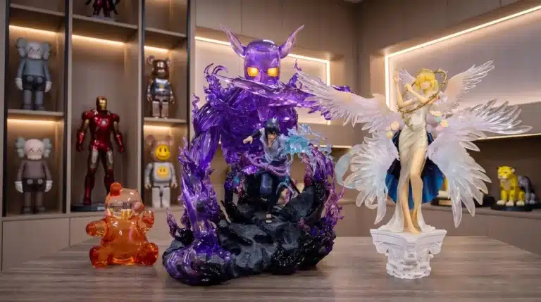 High-quality transparent effect parts on anime figures manufactured by MIHOX factory, showcasing premium clear resin and professional craftsmanship